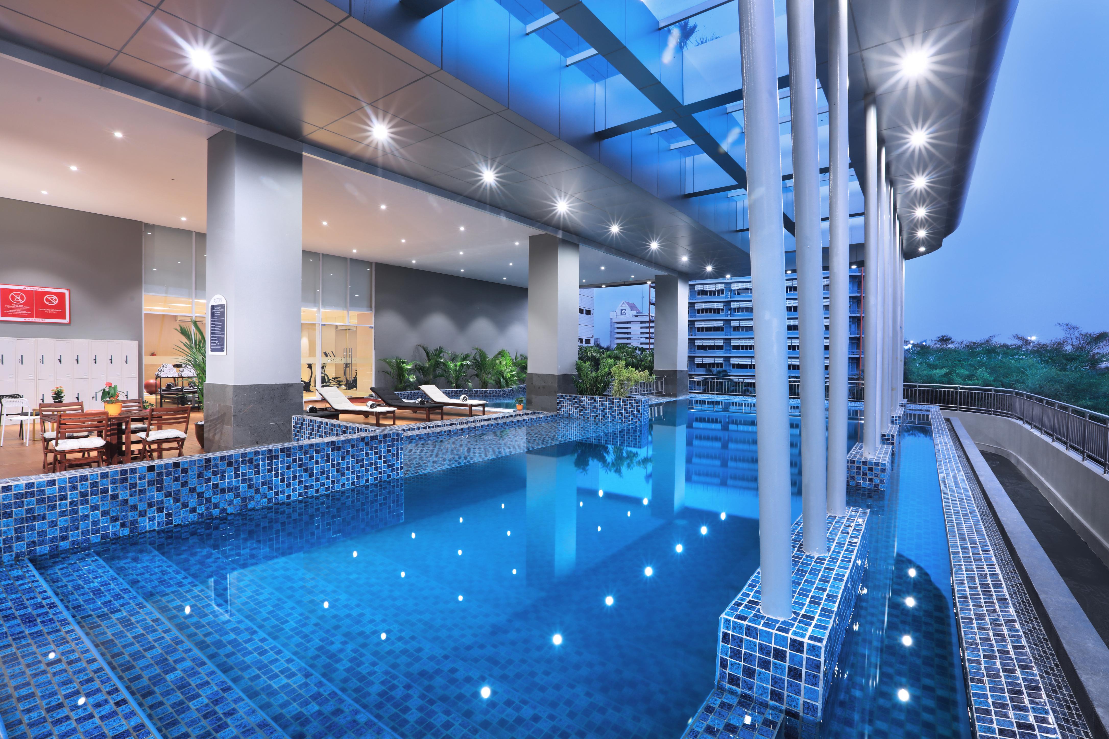 Aston Kartika Grogol Hotel & Conference Center Jacarta Exterior foto